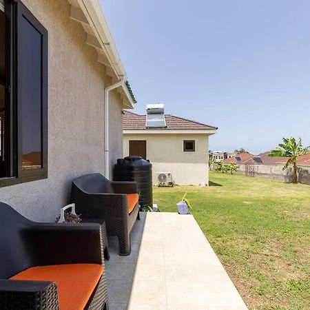 Sun Shine Luxury Villas 2 Bedroom Pool & Gym Ocho Rios St Ann מראה חיצוני תמונה